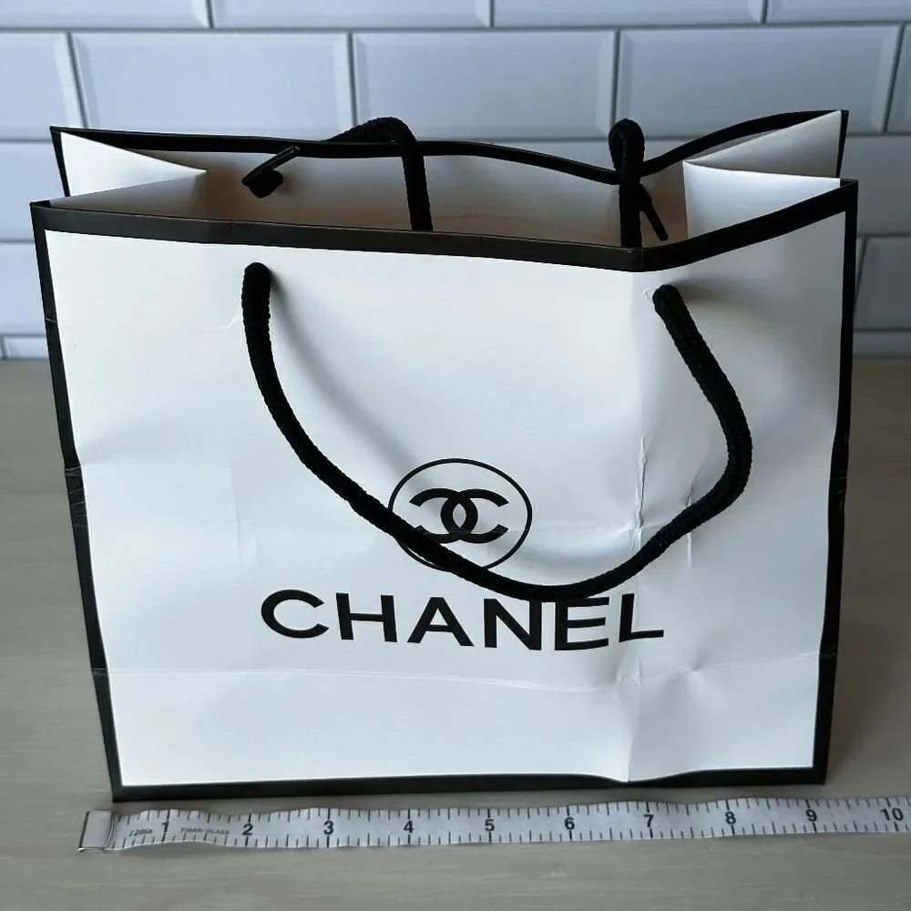 Chanel White Gift Bag - medium